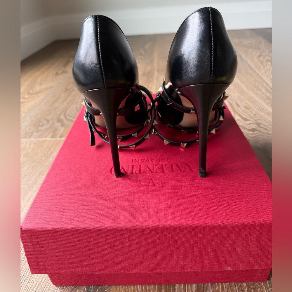 VALENTINO Rockstud Wrap Pump - Picture 3 of 13